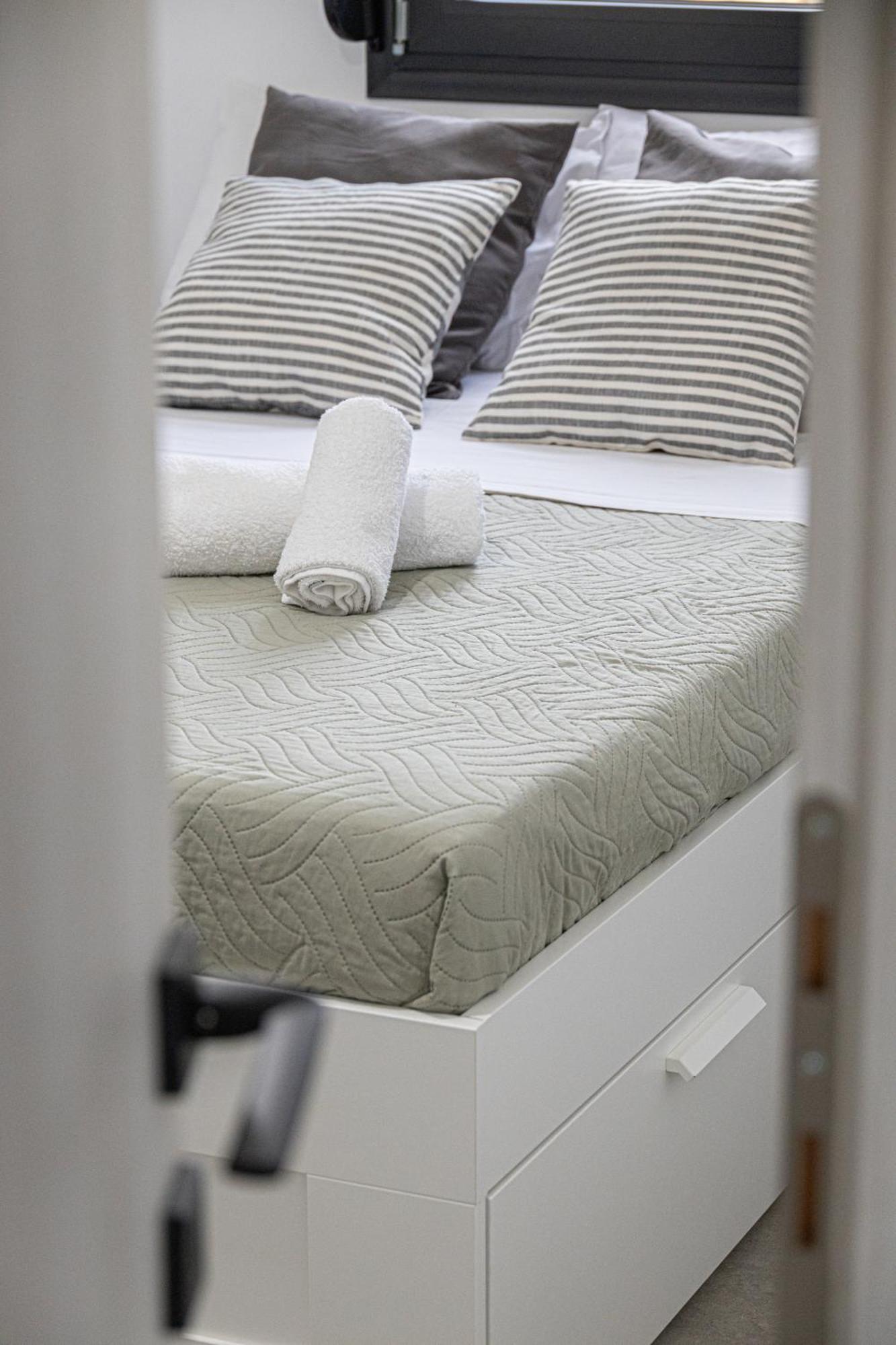 Ammira Mare Apartment アギア・ペラギア エクステリア 写真